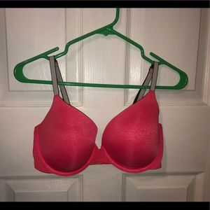 Victoria’s Secret Uplift Semi Demi Bra